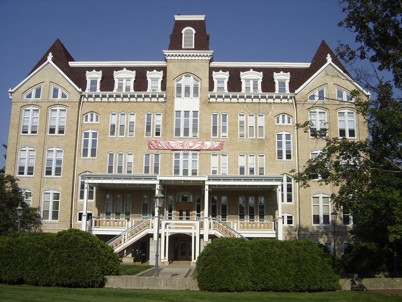 Lake Forest College