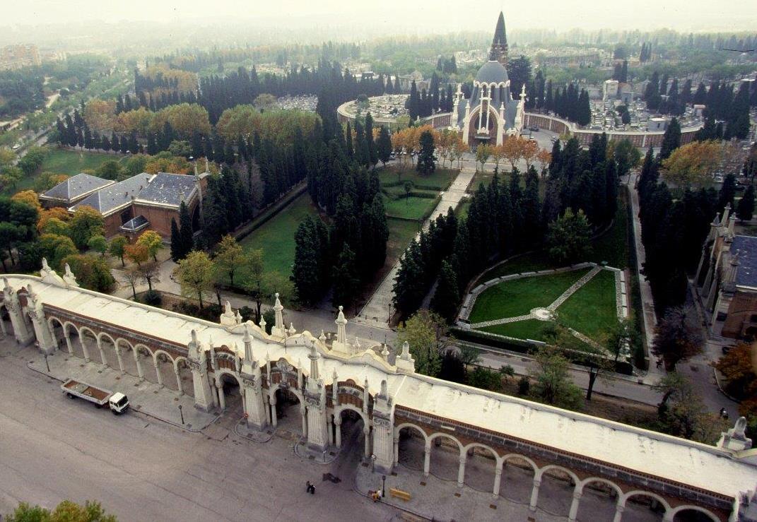La Almudena Cemetery