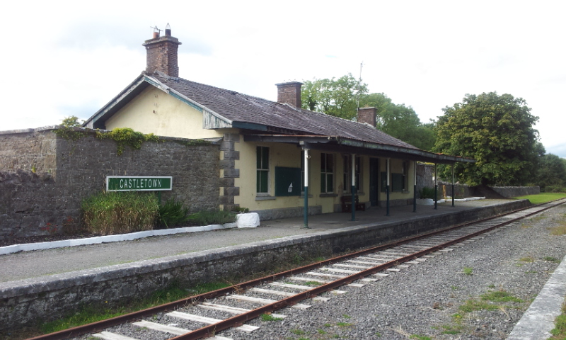 Ballyglunin railway station