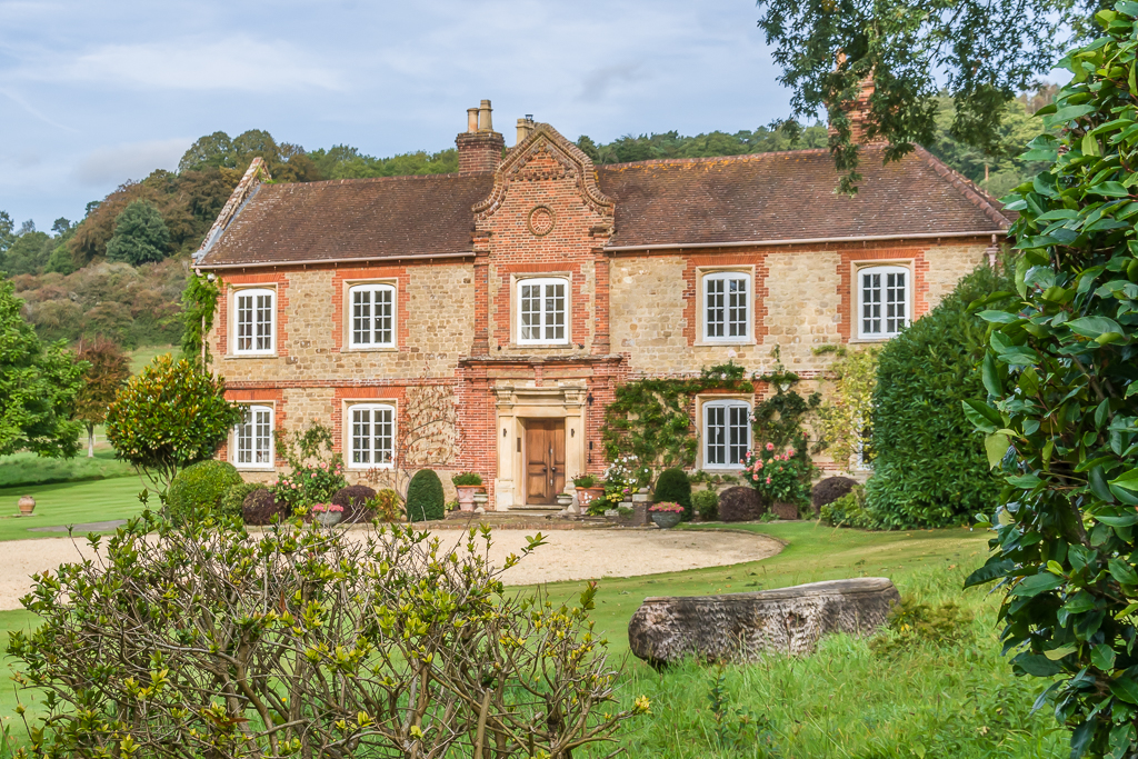 Chilworth Manor