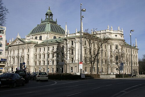 ミュンヘン地方裁判所
