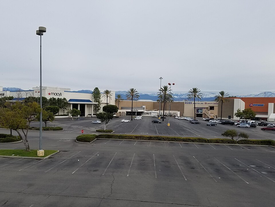 Puente Hills Mall