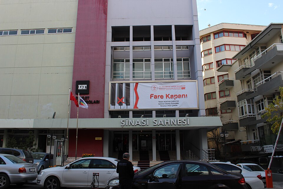 Şinasi Stage