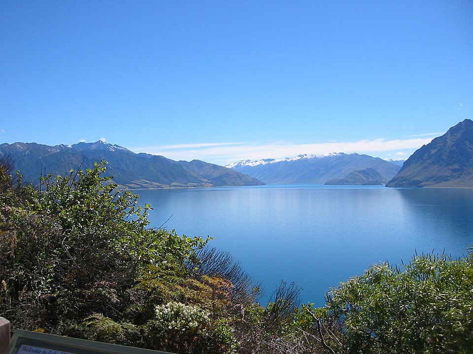 Lake Hāwea