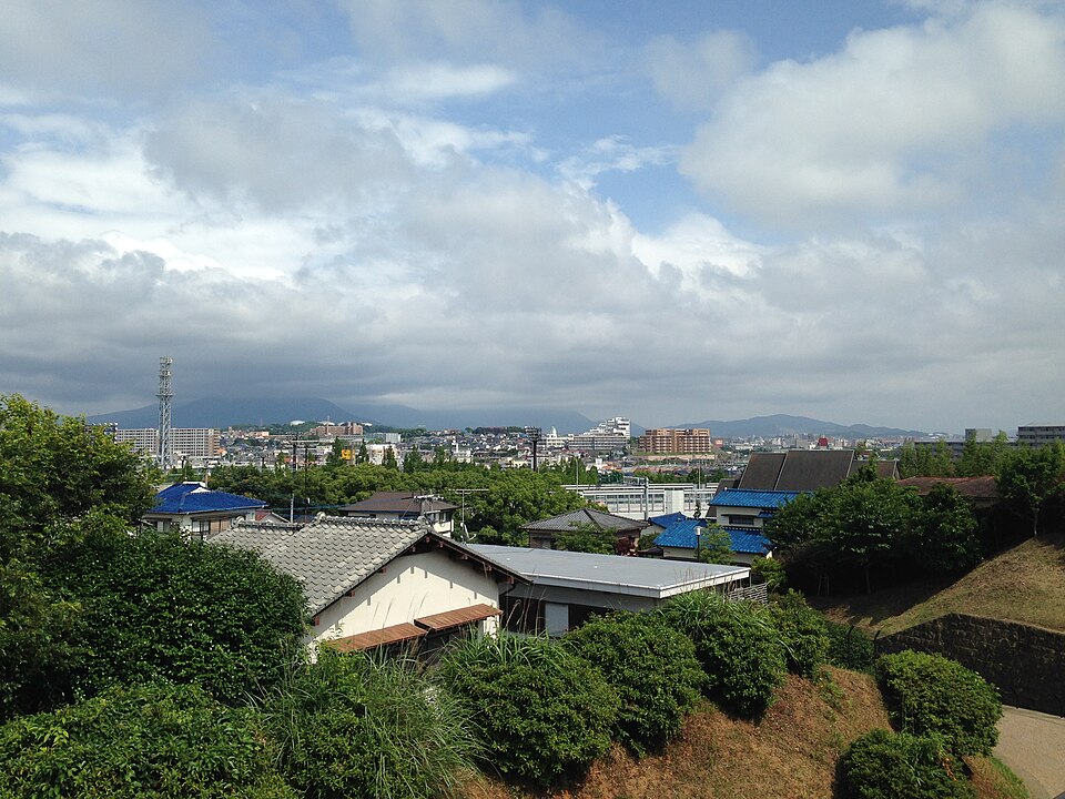 Higashi-ku