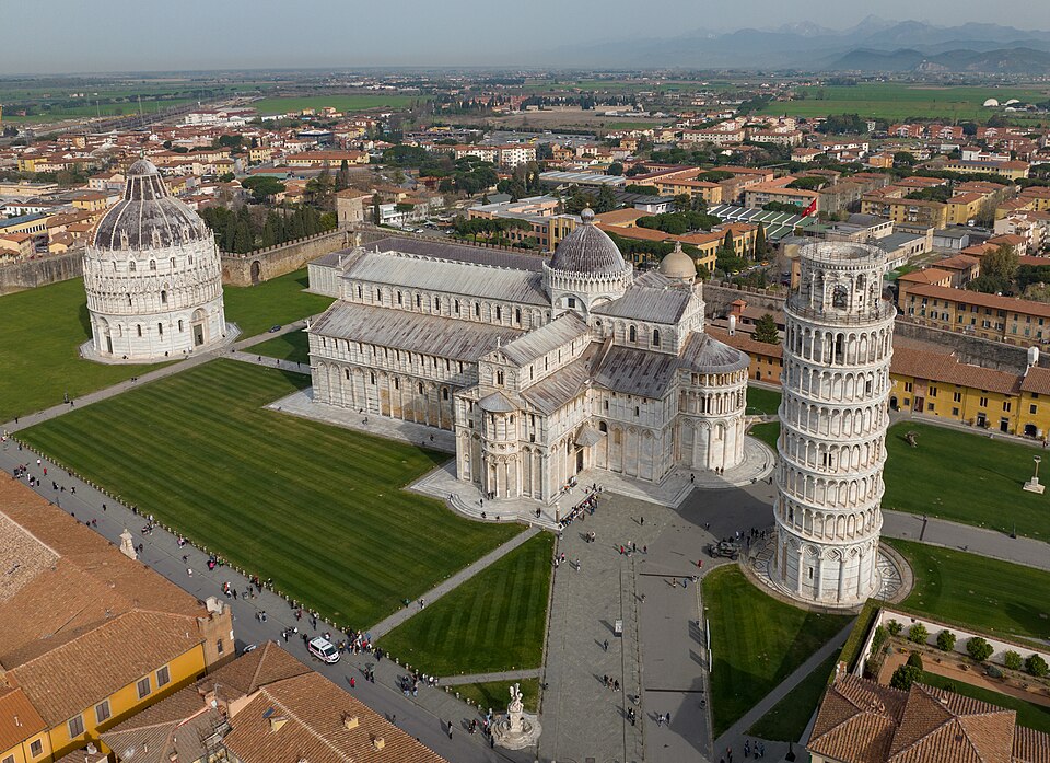 Piazza del Duomo, Pisa