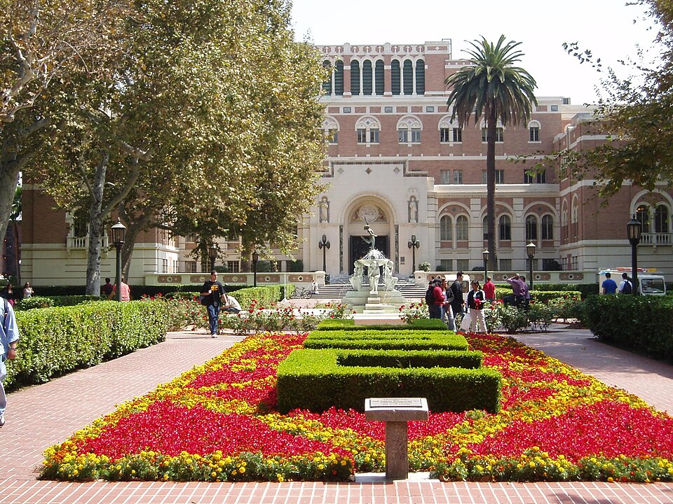 Edward L. Doheny Jr. Memorial Library