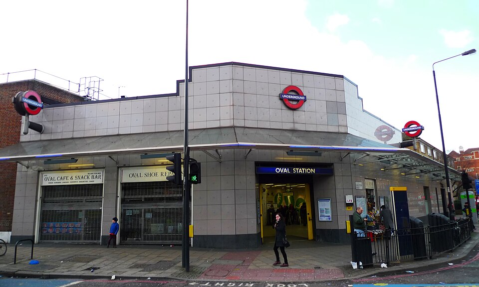 Oval tube station