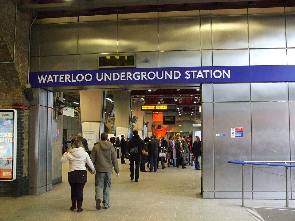 Waterloo tube station