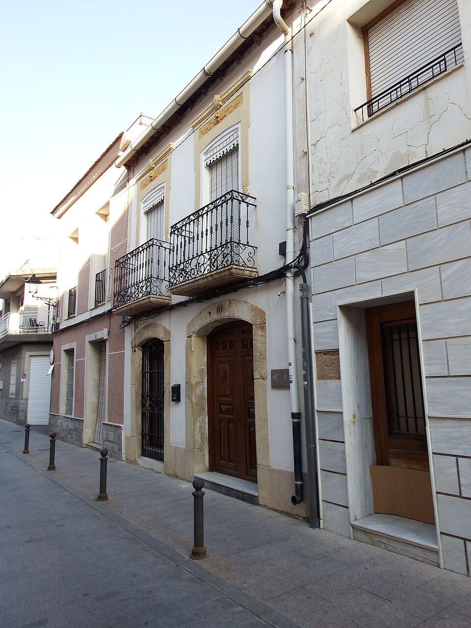 Catral