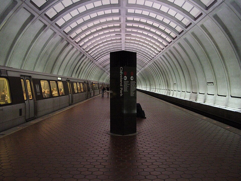 Cleveland Park station