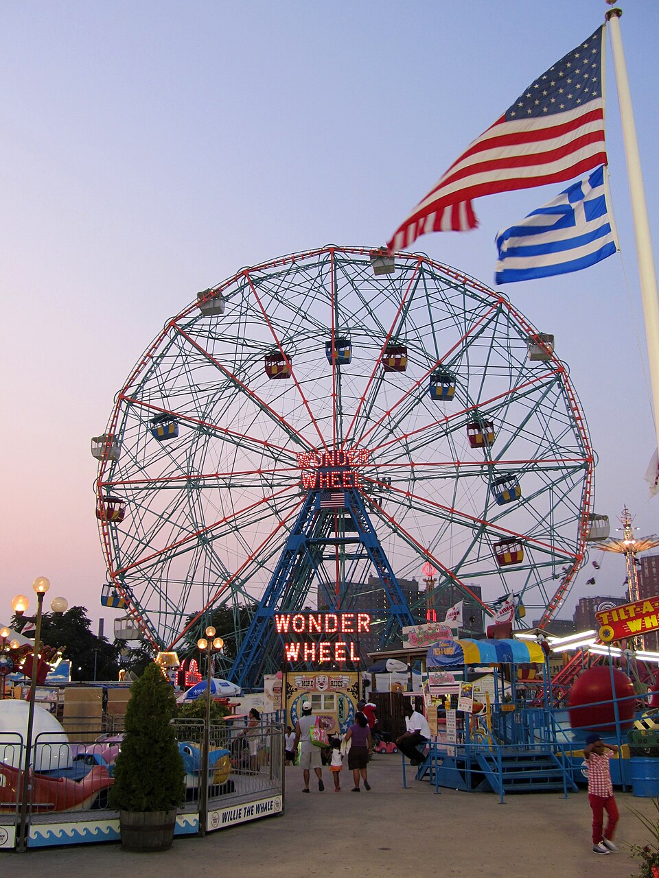Deno's Wonder Wheel Amusement Park