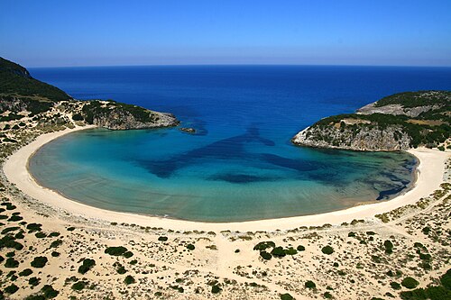 Voidokilia beach