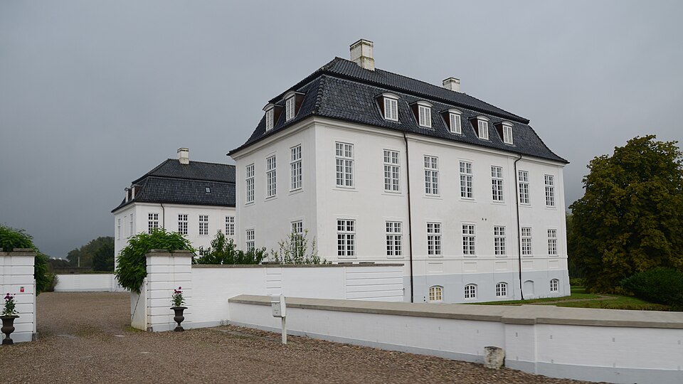 Hvidkilde Castle