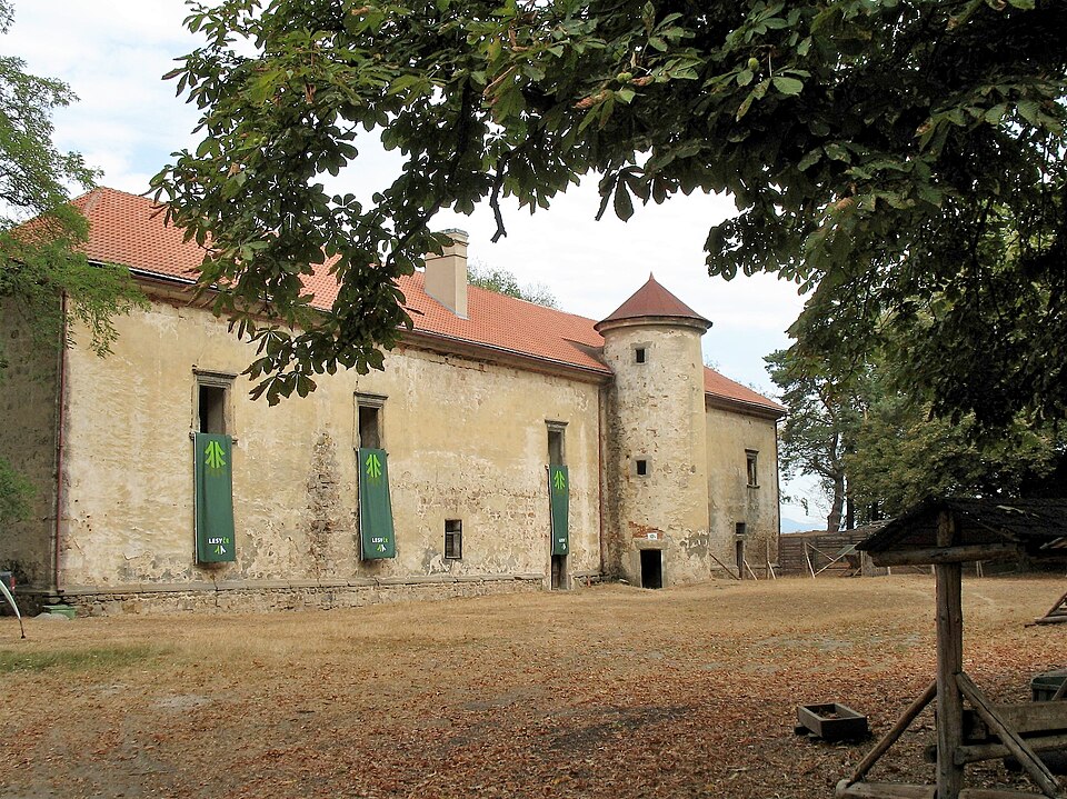 Vřísek Castle
