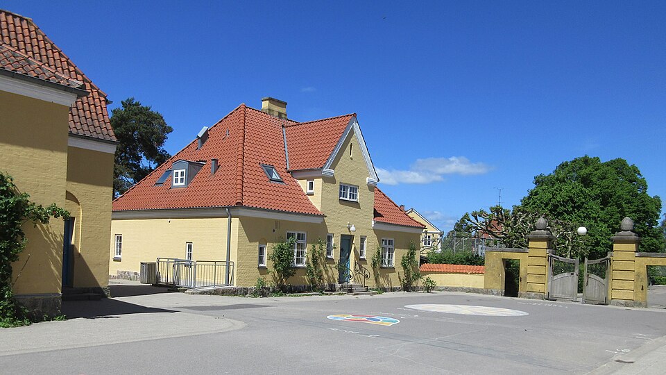 Engelsborg School