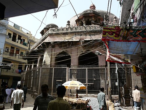 Kotla Mubarakpur Complex