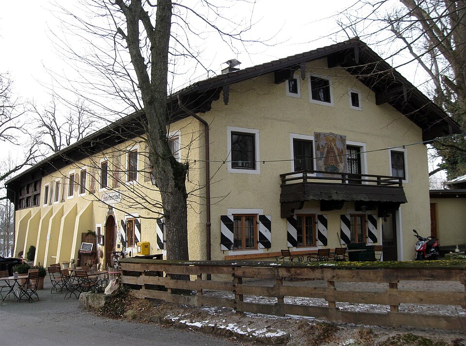 Schloss Maxlrain