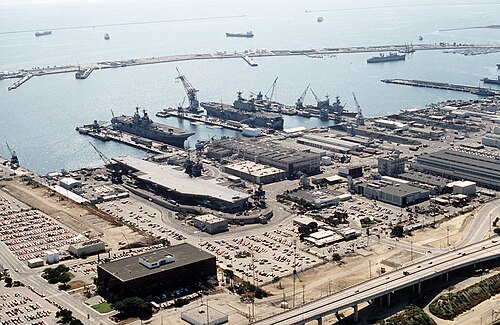 ロングビーチ海軍造船所