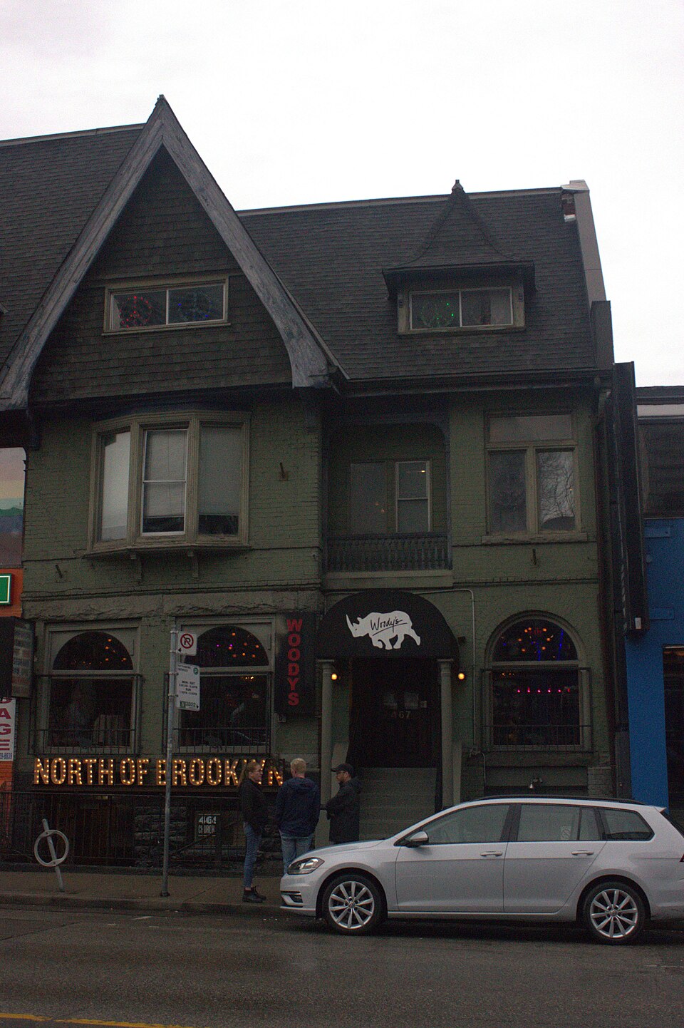 Woody's