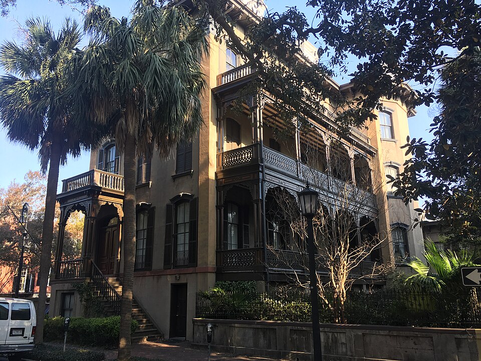 2 East Taylor Street