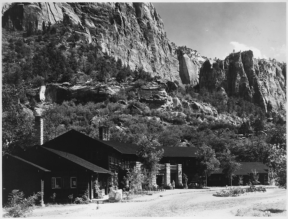 Zion Lodge