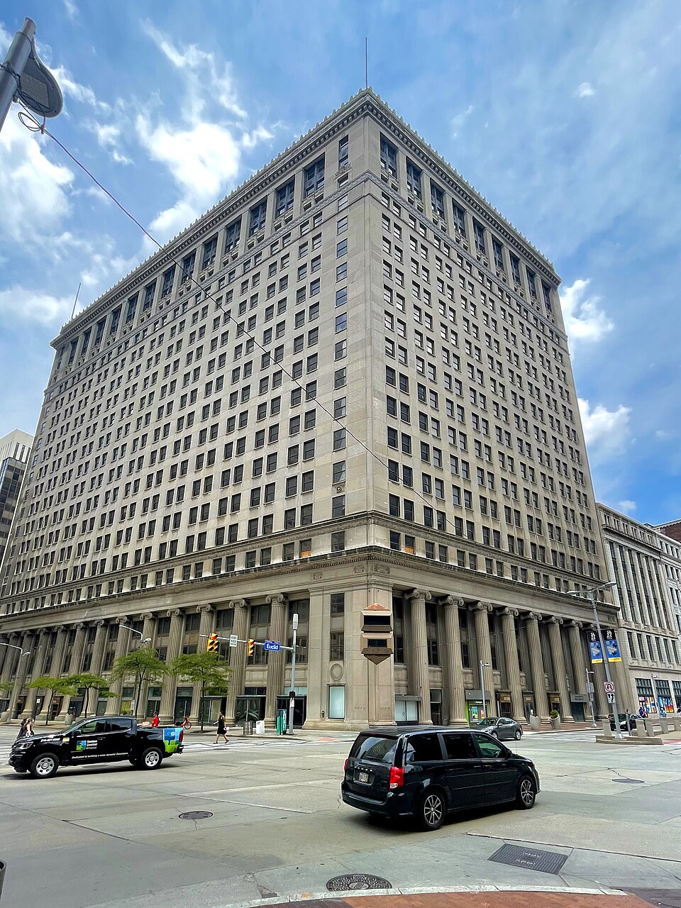 Huntington Bank Building