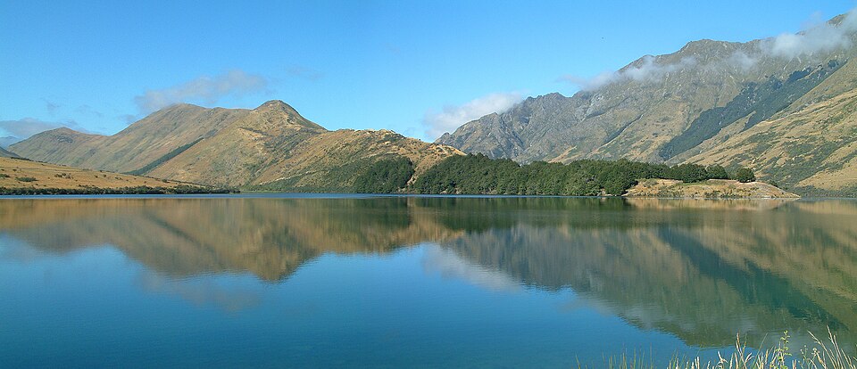 Moke Lake