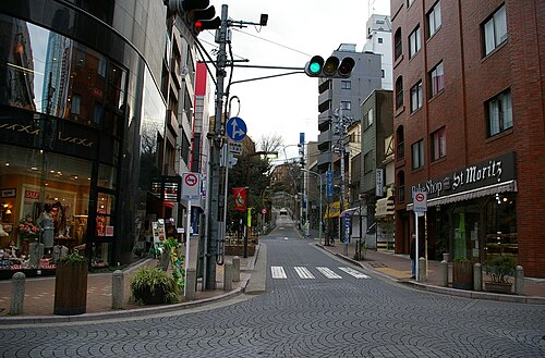Azabu-Jūban