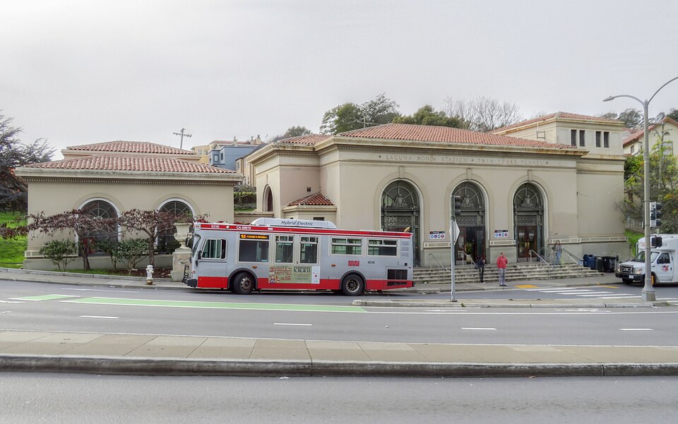 Forest Hill station