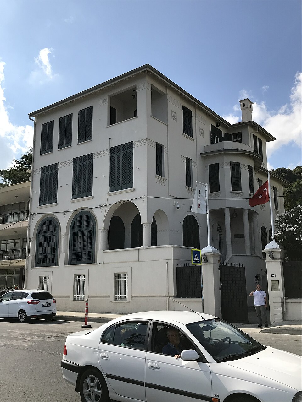 Vehbi Koç Büyükdere House